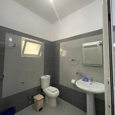 Keivi 3* Sarandë