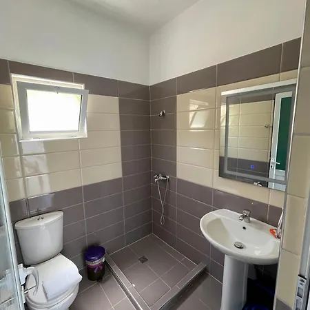Keivi Guest house