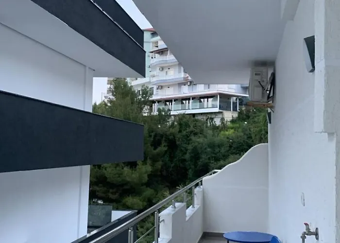 Keivi 3* Sarandë